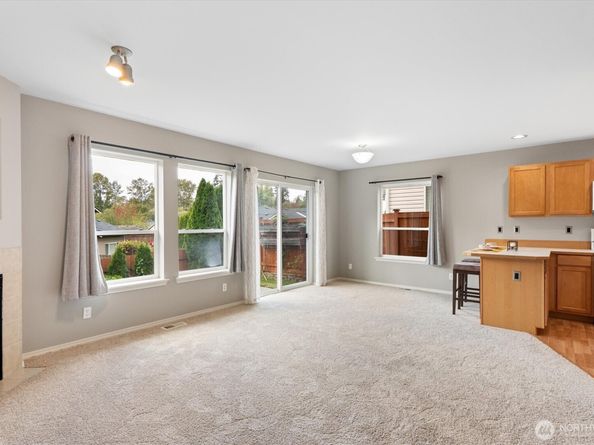 1612 Hollow Dale Place 2C, Everett WA 98204