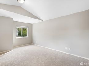 1612 Hollow Dale Place 2C, Everett WA 98204