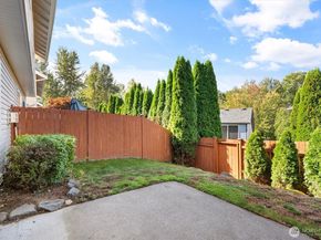 1612 Hollow Dale Place 2C, Everett WA 98204