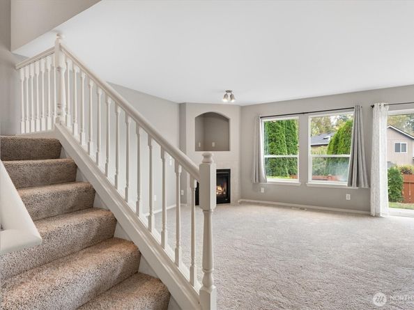 1612 Hollow Dale Place 2C, Everett WA 98204