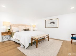 5946 39th Avenue SW, Seattle WA 98136