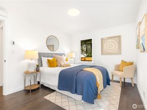 5946 39th Avenue SW, Seattle WA 98136