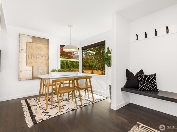 5946 39th Avenue SW, Seattle WA 98136