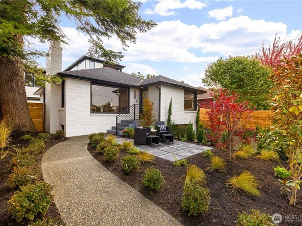 5946 39th Avenue SW, Seattle WA 98136