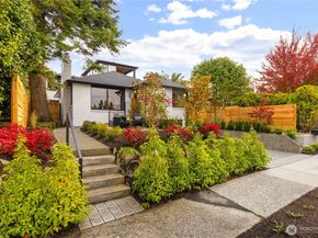 5946 39th Avenue SW, Seattle WA 98136