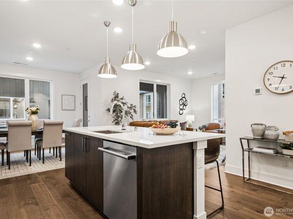 12237 137th Place NE 2807, Redmond WA 98052