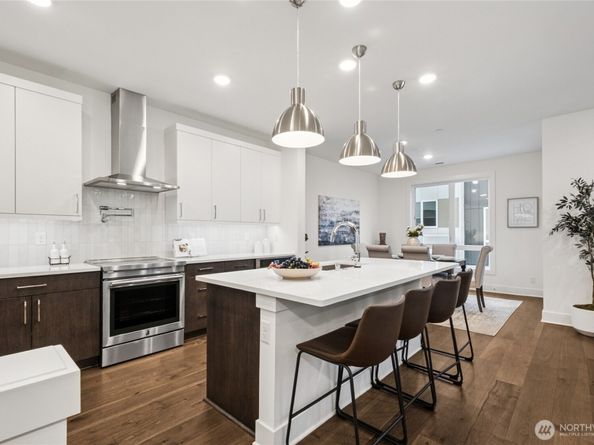 12237 137th Place NE 2807, Redmond WA 98052