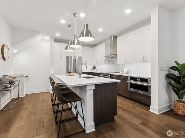 12237 137th Place NE 2807, Redmond WA 98052