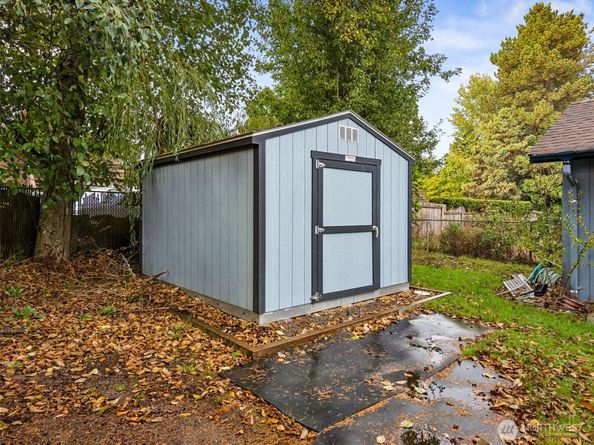 12647 24th Avenue S, Seattle WA 98168