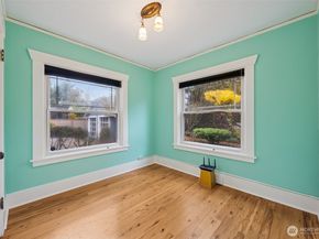 1833 3rd Street, Kirkland WA 98033