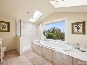 1833 3rd Street, Kirkland WA 98033