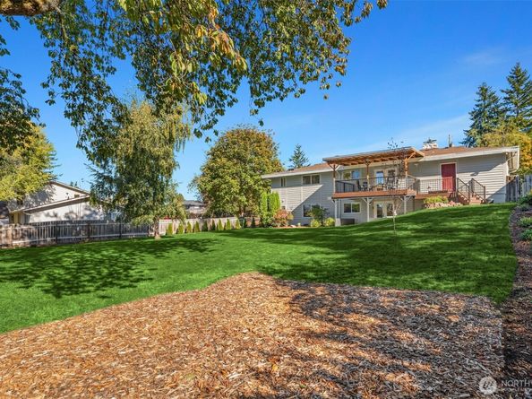 20529 103rd Avenue SE, Kent WA 98031