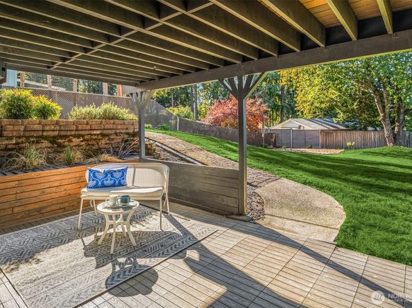 20529 103rd Avenue SE, Kent WA 98031