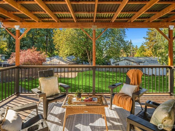 20529 103rd Avenue SE, Kent WA 98031