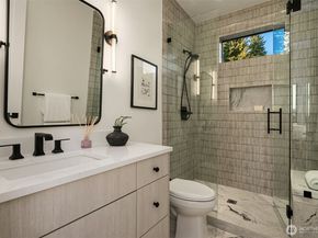 928 and 926 18th Avenue W, Kirkland WA 98033