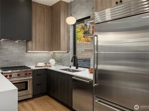 928 and 926 18th Avenue W, Kirkland WA 98033