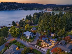 928 and 926 18th Avenue W, Kirkland WA 98033