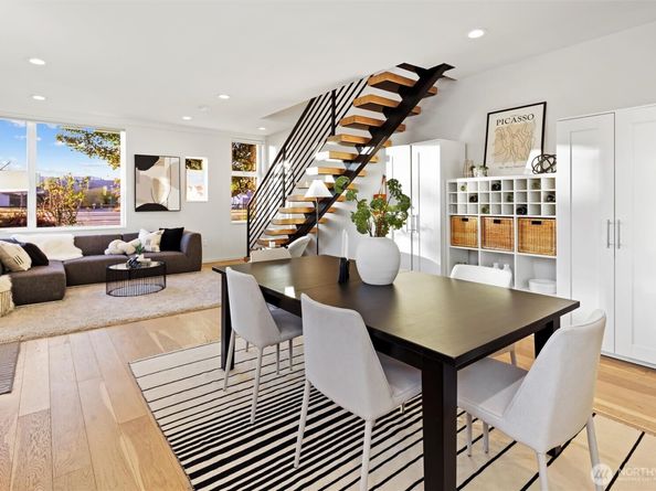 700 S Willow St, Seattle WA 98108