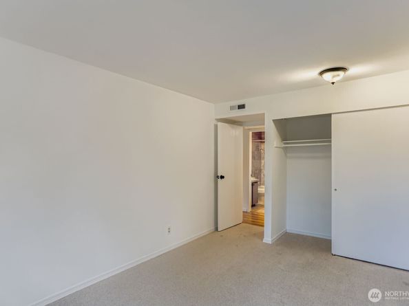 16200 NE 12th Court D53, Bellevue WA 98008