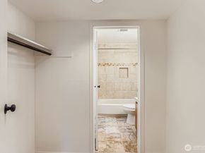 16200 NE 12th Court D53, Bellevue WA 98008