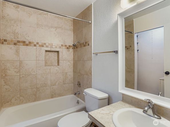 16200 NE 12th Court D53, Bellevue WA 98008