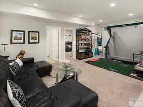 8014 NE 116th Place, Kirkland WA 98034