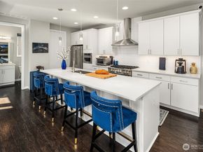 8014 NE 116th Place, Kirkland WA 98034
