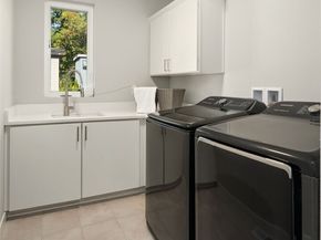 8014 NE 116th Place, Kirkland WA 98034
