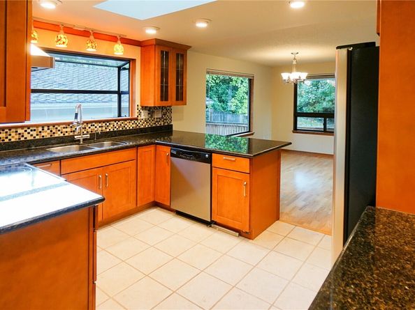 16902 28th Avenue SW, Burien WA 98166