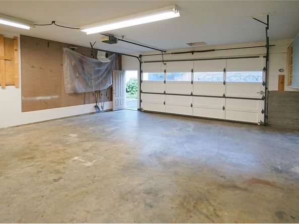 16902 28th Avenue SW, Burien WA 98166