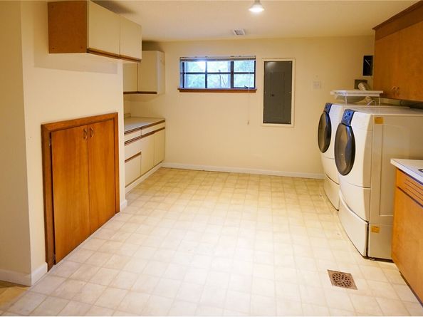 16902 28th Avenue SW, Burien WA 98166