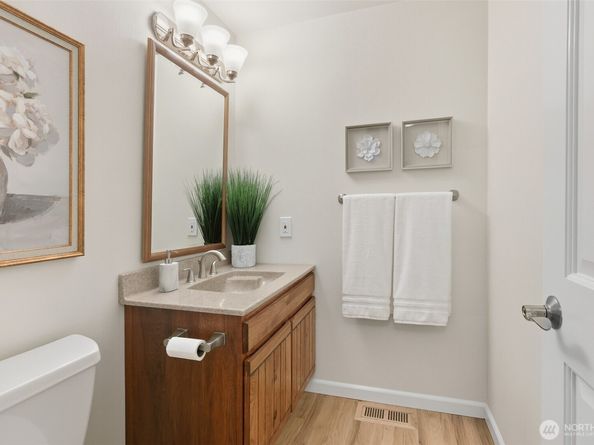 1059 Greenwood Boulevard SW, Issaquah WA 98027