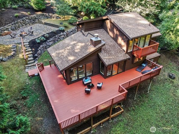 1059 Greenwood Boulevard SW, Issaquah WA 98027