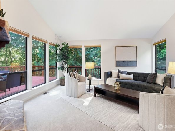 1059 Greenwood Boulevard SW, Issaquah WA 98027