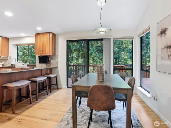 1059 Greenwood Boulevard SW, Issaquah WA 98027