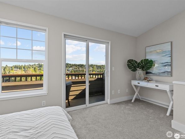 31 Etruria Street B, Seattle WA 98109