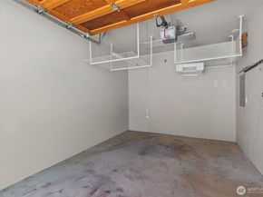 31 Etruria Street B, Seattle WA 98109