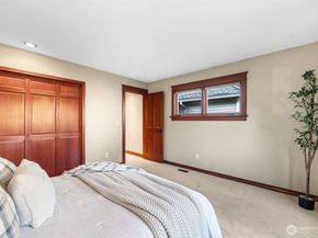 9925 NE 197th Street, Bothell WA 98011