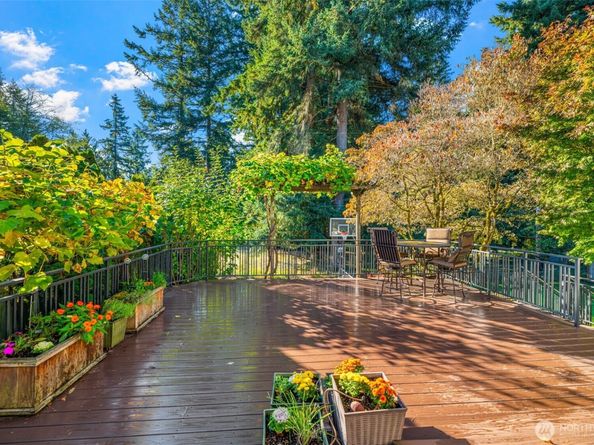 9925 NE 197th Street, Bothell WA 98011