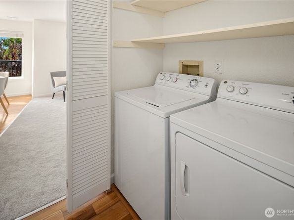 3100 125th Avenue SE 15, Bellevue WA 98005