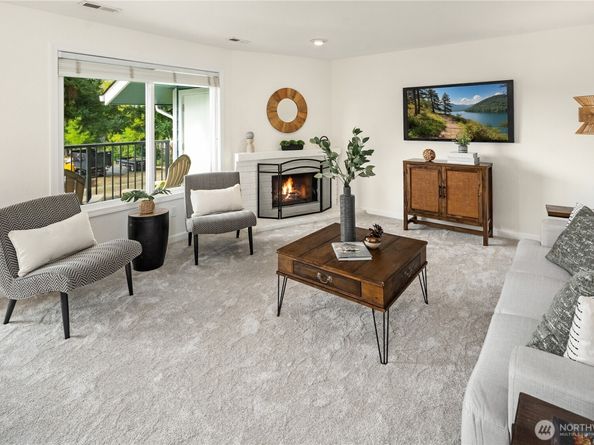 3100 125th Avenue SE 15, Bellevue WA 98005