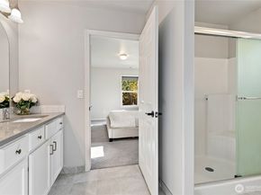 33516 42nd Avenue S, Federal Way WA 98001