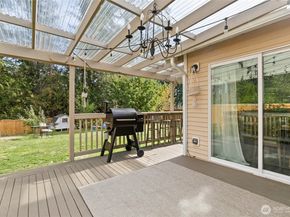 33516 42nd Avenue S, Federal Way WA 98001