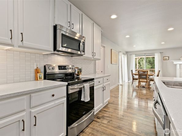33516 42nd Avenue S, Federal Way WA 98001