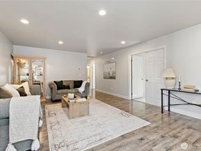 33516 42nd Avenue S, Federal Way WA 98001