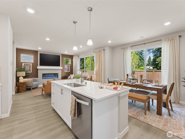 26837 NE 143rd Circle 8, Duvall WA 98019