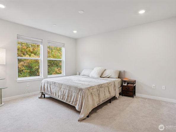 12006 NE 194th Court E, Bothell WA 98011