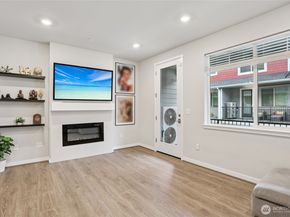 12006 NE 194th Court E, Bothell WA 98011