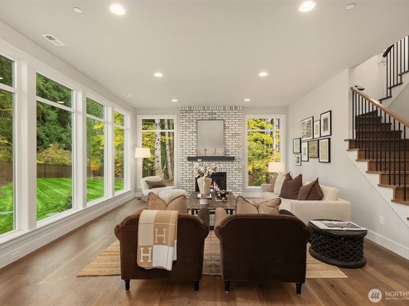 15413 154th Avenue NE, Woodinville WA 98072