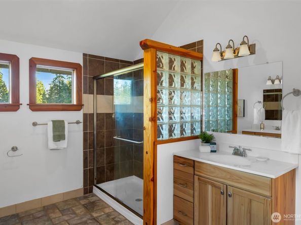 15919 NE 191st Street, Woodinville WA 98072